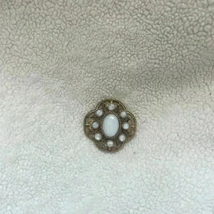 Vintage Victorian Filigree Pearl Brooch Pin